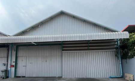 ให้เช่าโรงงาน / โกดัง - ให้เช่าโกดัง200ตร.ม. หกล้อเข้าได้ ย่านพระราม2 บางขุนเทียน ซอยสะแกงาม เหมาะสำหรับทำคลังสินค้า
