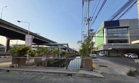 ขายโรงงาน / โกดัง - ขายถูก สำนักงาน โชว์รูม Home office 5ชั้น ติดถนนวิภาวดี ใก้ลแยกสุทธิสาร ต่อรองได้