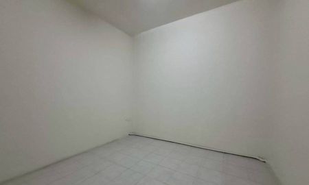 ขายทาวน์เฮาส์ - บ้านพรรณนิภา 3 ถนนรังสิต-นครนายก ตำบลคลองสี่ อำเภอคลองหลวง จังหวัดปทุมธานี