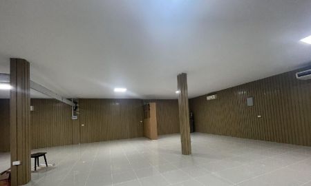 ให้เช่าโรงงาน / โกดัง - ให้เช่าโกดัง / โรงงาน พร้อมสำนักงาน พื้นที่ใช้สอย 2,640 ตารางเมตร / พื้นที่สีม่วง / ติดถนน 340 / ย่านบางบัวทอง