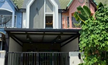 ขายทาวน์เฮาส์ - ขายทาวน์โฮม 2 ชั้น หมู่บ้านตะวันนา จตุโชติ 12 (Tawanna Chatuchot 12) ขนาด 17 ตารางวา 2 ห้องนอน ถนนจตุโชติ แขวงออเงิน เขตสายไหม กรุงเทพมหานคร