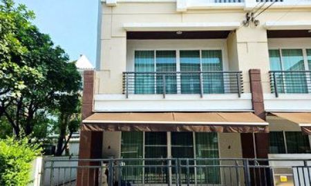 ให้เช่าทาวน์เฮาส์ - ให้เช่า] หมู่บ้าน บ้านกลางเมือง เกษตร - นวมินทร์ / 3 ห้องนอน 3 ห้องน้ำ / 31 ตรว. 170 ตรม. **29,500**