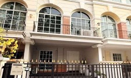 ให้เช่าทาวน์เฮาส์ - ให้เช่า] หมู่บ้าน พลัส ซิตี้ พาร์ค เอกมัย-รามอินทรา / 3 ห้องนอน 4 ห้องน้ำ / 23 ตรว. 180 ตรม. **35,000**