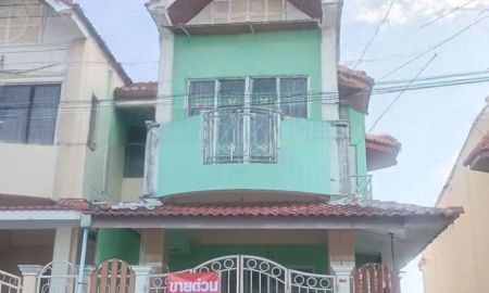 ขายทาวน์เฮาส์ - ขายด่วน ทาวน์เฮ้าส์ 2 ชั้น แปลงมุม พร้อมอยู่ โครงการ: ม.รุ่งกิจ วิลล่า11 ร่มเกล้า ราคาพิเศษ