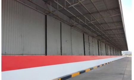 ให้เช่าโรงงาน / โกดัง - โกดัง บริการเช่าคลังสินค้าแหลมฉบัง เป็นศูนย์กระจายสินค้า คัดแยกสินค้า เก็บสินค้า ขนาด 9,700 ตารงเมตร ศรีราชา ชลบุรี