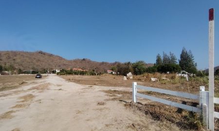 ขายที่ดิน - ขายที่ดินขนาด 2-1-08 ไร่ เนินเขาสวย - ราคาพิเศษเพื่อขายด่วน! ล้อมรอบด้วยวิวภูเขาสวยงาม - ห้ามพลาด!