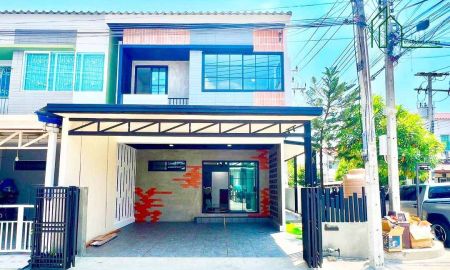 ขายทาวน์เฮาส์ - ทาวน์เฮาส์ 2 ชั้น หมู่บ้านเดอะทรัสต์ ทาวน์ วงแหวน - ลําลูกกา หลังมุม แต่งสวยแถมเฟอร์พร้อมอยู่