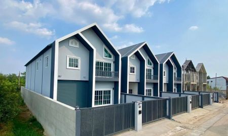 ให้เช่าโรงงาน / โกดัง - โกดังให้เช่า โรงงานให้เช่า คลังสินค้าให้เช่า และ ขายพร้อมสำนักงานและห้องครัว สร้างใหม่ พร้อม บางบัวทอง นนทบุรี