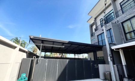 ให้เช่าทาวน์เฮาส์ - ให้เช่า] หมู่บ้าน บ้านเปี่ยมสุข ปิ่นเกล้า - กาญจนาภิเษก / 4 ห้องนอน 3 ห้องน้ำ / 39 ตรว. 150 ตรม. **45,000**