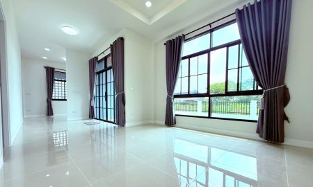 ขายบ้าน - ขายบ้านเดี่ยวโมเดิร์น หลังสุดท้าย 3ห้องนอน 2 ห้องน้ำ 2ที่จอดรถ พนัสนิคม ชลบุรี