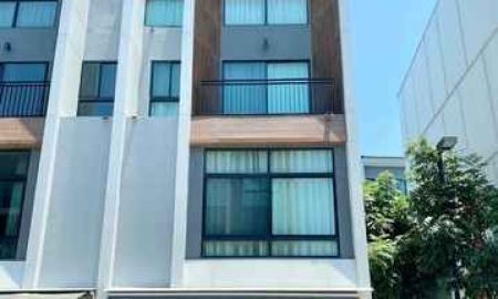 ขายทาวน์เฮาส์ - ขายทาวน์โฮม อาร์เด้น พัฒนาการ ซอยพัฒนาการ 20 ขนาด 22 ตร.ว พื้นที่ใช้สอย 185 ตร.ม. 3 ห้องนอน 4 ห้องน้ำ ใกล้ทองหล่อ เอกมัย ราคา 10,900,000 บาท