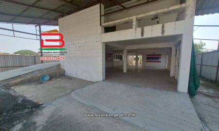 ขายบ้าน - บ้านเดี่ยว 3 ชั้น เนื้อที่ 86 ตร.ว. ซอยบุญรอด (หรือเข้าทางซอย ขนนจีนบ้านคุณย่า) ถนนจันทร์ทองเอี่ยม (เลียบคลองอ้อม) อำเภอบางบัวทอง นนทบุรี