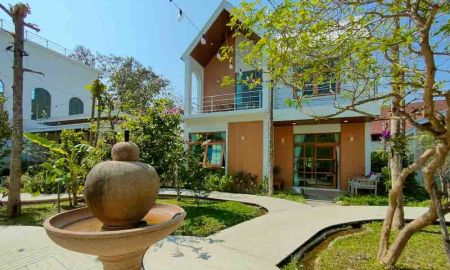 ให้เช่าบ้าน - ให้เช่ารีสอร์ทสร้างใหม่แห่งนี้ตั้งอยู่ในอำเภอหางดง เชียงใหม่ เป็นสถานที่พักผ่อนที่เงียบสงบ