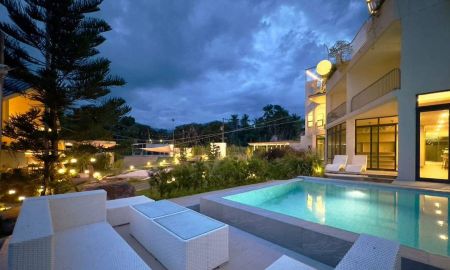 ขาย-ให้เช่าบ้าน - ขายบ้านหรู พูลวิลล่า ราคา 45 ล้านบาท ค่าเช่า 200,000/เดือน