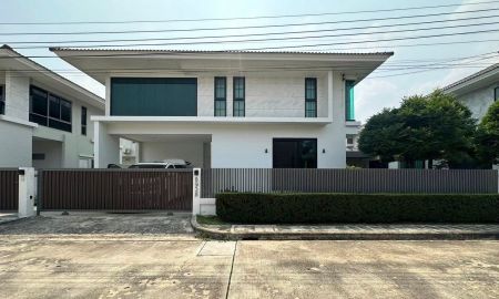 ให้เช่าบ้าน - ให้เช่า บ้านเดี่ยว 2 ชั้น โครงการ Perfect Place กรุงเทพกรีฑาตัดใหม่ บ้านใหม่ ไม่เคยเข้าอยู่ ตกแต่งครบ ราคา 90,000 บาท/เดือน