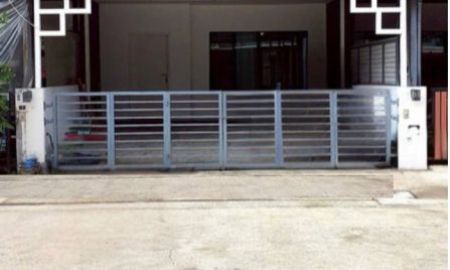 ให้เช่าทาวน์เฮาส์ - ให้เช่า ทาวน์เฮ้าส์ 2 ชั้น โครงการ เดอะ คอนเนค พัฒนาการ 38 เฟอร์นิเจอร์ครบและครัวบิ้วอิน ราคา 28,000 บาท/เดือน