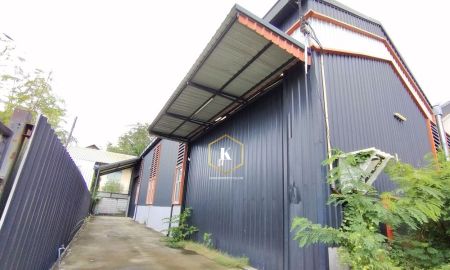 ให้เช่าโรงงาน / โกดัง - ให้เช่าโกดัง โชคชัย 4 สตรีวิทยา ลาดพร้าว กรุงเทพ 243 ตร.ม.