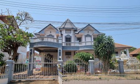 ขายบ้าน - ขายด่วน! บ้านเดี่ยว 2 ชั้น ในโครงการบ้านสวนรุ่งโรจน์ นาเกลือ