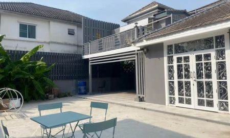 ให้เช่าบ้าน - ให้เช่า บ้านเดี่ยว โครงการ โรยัล ปาร์ควิลล์ เฟสสาม ซอย 6 /3 ถนนสุวินทวงศ์ 44 พร้อมอยู่ ราคา 25,000 บาท/เดือน