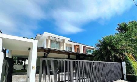 ให้เช่าบ้าน - ให้เช่า บ้านเดี่ยว 2 ชั้น โครงการ เพอร์เฟค มาสเตอร์พีซ สุขุมวิท 77 สุวรรณภูมิ พร้อมสระว่ายน้ำ ใกล้สนามบินสุวรรณภูมิ ราคา 230,000 บาท/เดือน