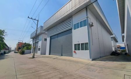 ให้เช่าโรงงาน / โกดัง - โกดังให้เช่า โรงงานให้เช่า คลังสินค้าให้เช่า พร้อมสำนักงาน ถนนรังสิต - นครนายกคลอง 4 ธัญบุรี ปทุมธานี