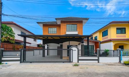 ขายบ้าน - ขาย* บ้านเดี่ยว 2 ชั้น หมู่บ้าน KC Garden Home 12 พื้นที่กว้าง ให้มาถึง 5 ห้องนอน 3 ห้องน้ำ มีพื้นที่นั่งเล่น เฟอร์นิเจอร์ครบ