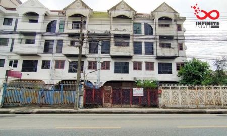 ขายทาวน์เฮาส์ - ขายทาวน์โฮม 4 ชั้น 37.5 ตรว. ซอยรัชดาภิเษก 36 ใกล้รถไฟฟ้า สายสีเหลือง