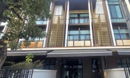 ให้เช่าทาวน์เฮาส์ - ให้เช่าทาวน์โฮม 3ชั้น 28ตรว. ถนนกรุงเทพฯ นนทบุรี ใกล้MRT แยกติวานนท์