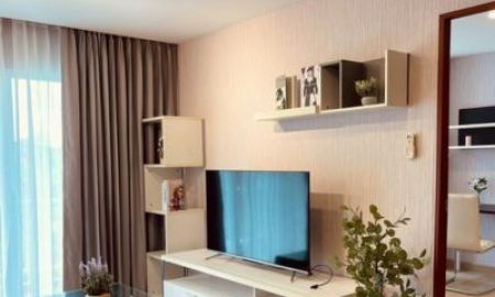 ขายคอนโด - คาซ่าคอนโด @ช้างเผือก วิวสนามกอล์ฟลานนา ต้นไม้ร่มรื่น ห้องนั่งเล่นแยกโซนชัดเจน พร้อมเฟอร์ครบ