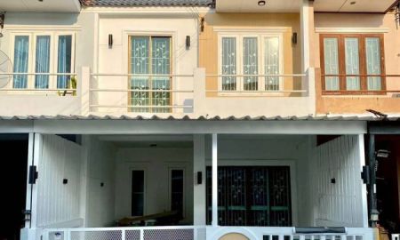 ขายทาวน์เฮาส์ - ทาวน์โฮมพร้อมอยู่ ม.เพิ่มทรัพย์ รีโนเวททั้งหลัง ทำเลติดถนนหลัก บึงวรกิจ