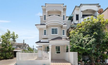 ขายทาวน์เฮาส์ - ทาวน์โฮม 3 ชั้นตกแต่งใหม่ เศรณี ดอนเมือง-สรงประภา แปลงมุม พร้อมอยู่ ต้นโครงการ