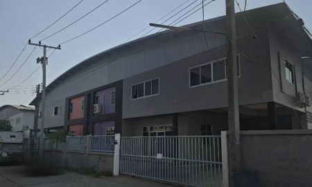 ให้เช่าโรงงาน / โกดัง - โกดังให้เช่า โรงงานให้เช่า คลังสินค้าให้เช่า พร้อมสำนักงาน แอร์ กั้นห้องเรียบร้อย ลาดหลุมแก้ว ปทุมธานี