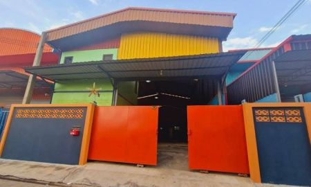 ให้เช่าโรงงาน / โกดัง - โกดังให้เช่า ซอยวัดลาดปลาดุก ตำบลบางคูรัด นนทบุรี