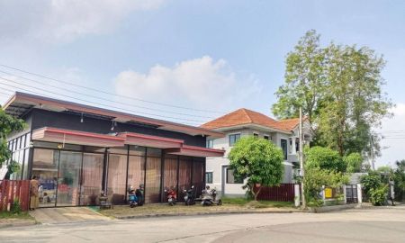 ขายบ้าน - ขายบ้านเดี่ยว หลังใหญ่ 2 หลัง 105.2 วา ด้านหน้าทางเข้า บ้านบุรีรมย์ วงแหวน-ปิ่นเกล้า