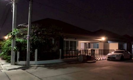 ขายบ้าน - ขายบ้านเดี่ยว หมู่บ้านเดอะการ์เด้น วิลล่า 6 ถนนสุรนารายณ์ เนื้อที่ 58 ตร.ว. 3 นอน 2 น้ำ