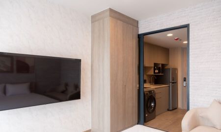 ให้เช่าคอนโด - Condo The Crown Residences ติดกับ One Bangkok 25.3 ตารางเมตร แบบสตูดิโอ ตกแต่งครบ