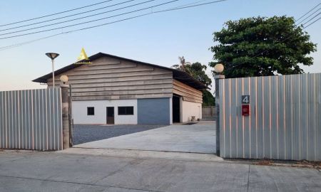 ให้เช่าโรงงาน / โกดัง - ให้เช่าโกดังมีรั้วรอบ พื้นที่ 400 ตร.ม. ที่ดิน 1 ไร่ อนามัยงามเจริญ ท่าข้าม