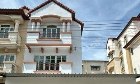 ให้เช่าทาวน์เฮาส์ - ให้เช่าทาวโฮม 3.5 ชั้น ตกแต่งใหม่ทั้งหลัง หมู่บ้านสรานนท์ ปากเกร็ด หลังมุม 50 ตร.ว. 7 ห้องนอน แอร์7 เครื่อง ที่จอดรถ 5 คัน