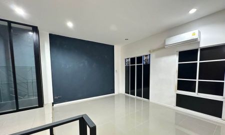 ให้เช่าทาวน์เฮาส์ - ทาวน์โฮม 3 ชั้น นวลจันทร์ เช่า พลัส ซิตี้ พาร์ค เกษตร นวมินทร์