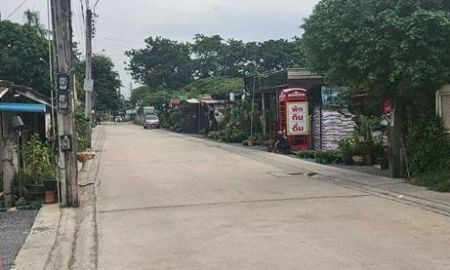 ขายที่ดิน - ขายที่ดิน 4-1-73 ไร่ ซอยประดิษฐ์มนูธรรม 27 เชื่อมออกซอยสุคนธสวัสดิ์ 38 ได้ ที่ดินอยู่ในทำเลที่ดี เยื้องโรงพยาบาลข้อและกระดูก