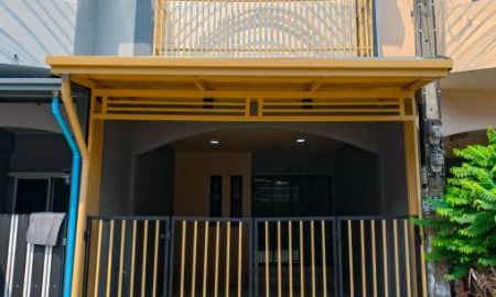 ขายทาวน์เฮาส์ - ขาย ทาวน์เฮ้าส์ 2 ชั้น หมู่บ้านพีรวัส 2 นอน 2 น้ำ พื้นที่ 16 ตร.วา ทำเลดี ใกล้ร้านสะดวกซื้อ