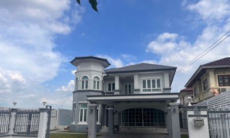 ให้เช่าบ้าน - ให้เช่าบ้านสวย Pool Villa ตกแต่งใหม่ 120 ตารางวา 3 ห้องนอน 3 ห้องน้ำ ภัสสร 10 สุวินทวงศ์ เขตหนองจอก