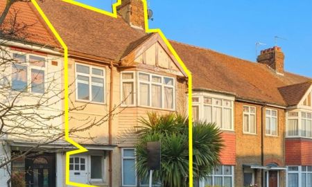 ขายทาวน์เฮาส์ - ขายบ้านประเทศอังกฤษ ลอนดอน 155 London Finchley Freehold