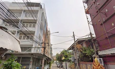 ขายอาคารพาณิชย์ / สำนักงาน - ขาย อาคารพาณิชย์ 4 ชั้น พื้นที่ 17 ตรว ชอยเกษมศรี บ้านพานถน ราคา9.86 ล้านบาท