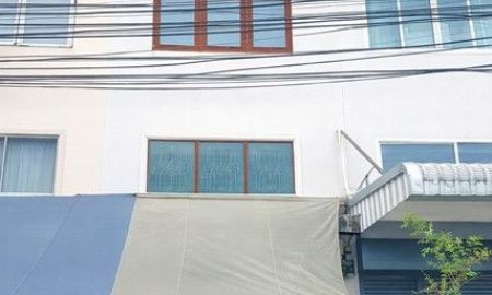 ให้เช่าอาคารพาณิชย์ / สำนักงาน - BTS พร้อมพงษ์ 1.4 กม. ใกล้BTS ทองหล่อ 1.6 กม.3 นอน อาคารพาณิชย์ 4 ชั้น ทำเลสุขุมวิท 45 53