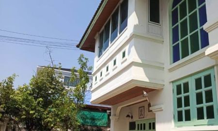 ให้เช่าบ้าน - ให้เช่าบ้านเดี่ยว 2ชั้น โชคชัย4 ลาดพร้าววังหิน 24 หลังมุม จอดรถได้2-3คัน