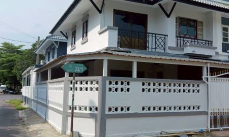 ขายบ้าน - ขายบ้านแฝด 2 ชั้น พฤกษา 14A หลังมุม 23.90 ตรว. ซอยวัดลาดปลาดุก อ.บางใหญ่ จ.นนทบุรี ราคา 2,250,000 บาท