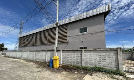 ขายโรงงาน / โกดัง - ขายด่วน โกดังและออฟฟิศ บนที่ดิน 1 ไร่ ใกล้ถนน 340 ต.หน้าไม้ อ.ลาดหลุมแก้ว จ.ปทุมธานี