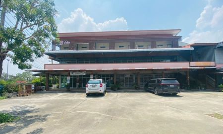 ขายอาคารพาณิชย์ / สำนักงาน - ขายตึกแถวพร้อมกิจการ ติดถนนธนะรัชต์ ใจกลางเมืองปากช่อง ย่านชุมชน ทำเลดีมาก