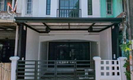 ขายทาวน์เฮาส์ - ขายทาวน์เฮาส์ 16 ตร.วา รีโนเวทใหม่ ทำเลหทัยราษฎร์ หมู่บ้าน KC รามอินทรา 3 ราคาน่าจับจอง